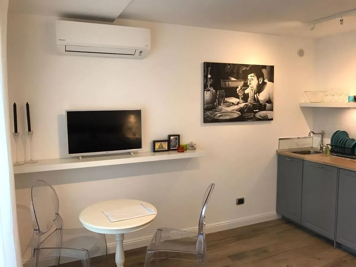 Apartment Terrace With Tiber View - Trastevere Rome