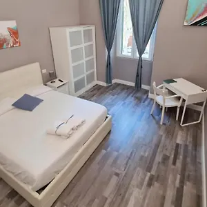  Apartment San Peter Vale House