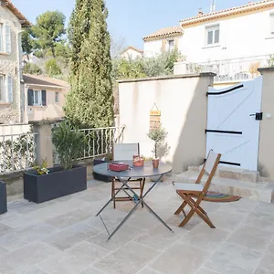https://chez-garance.fr-provencehotel.com
