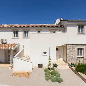 https://citadela-veli-loinj.primorje-gorskikotar.com