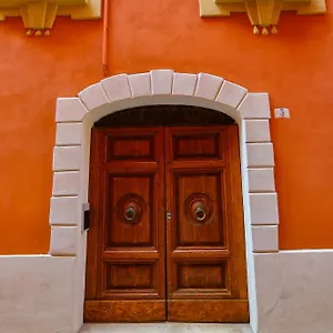 https://residence-della-accademia.emilia-romagnahotels.net